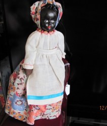 12'' ISLAND DARK BROWN MASK FACE ORIGINAL VINTAGE CLOTH DOLL 1220